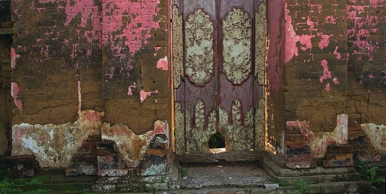 Palace Door in Ubud