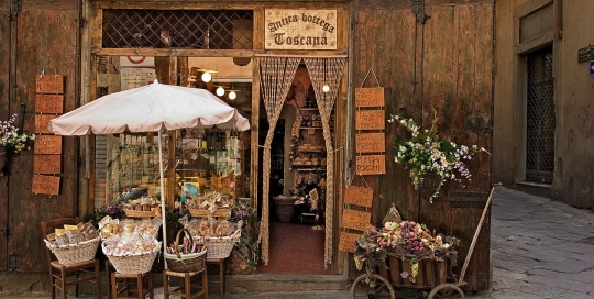 Groceries in Arezzo