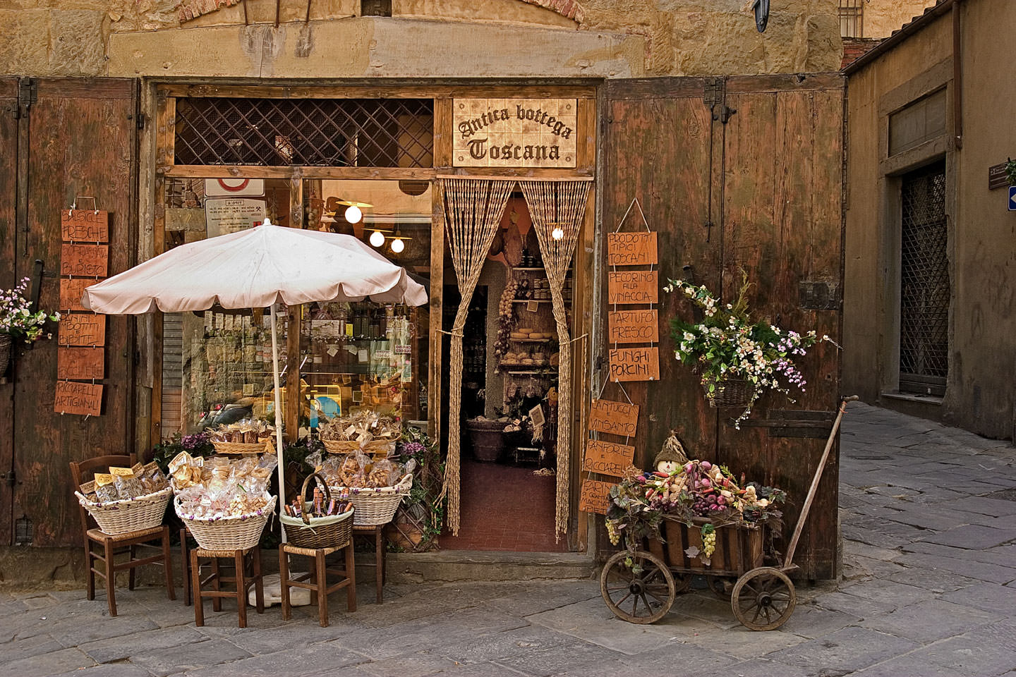 
Groceries in Arezzo